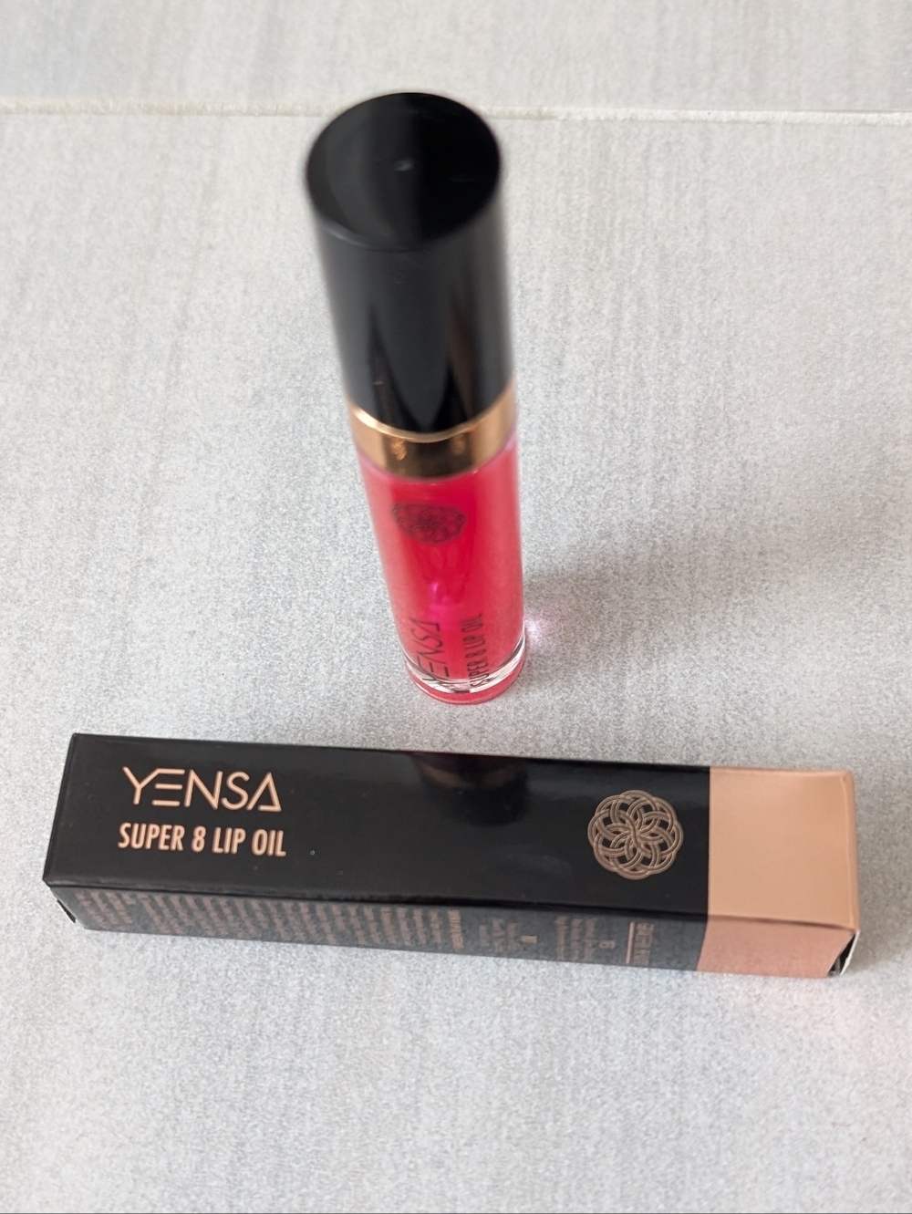 Yensa Super 8 Lip Oil — Bright Pink Hydrating Gloss NIB